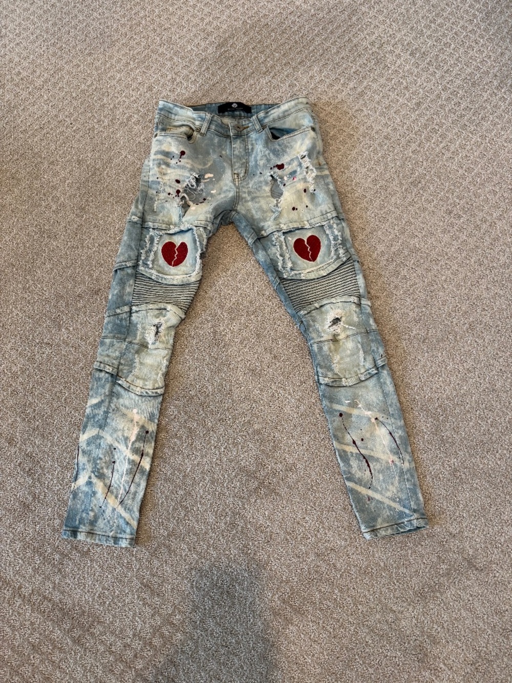 Focus “Broken Heart” Jeans